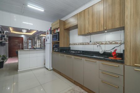 Cozinha de casa à venda com 2 quartos, 108m² em Mário Quintana, Porto Alegre