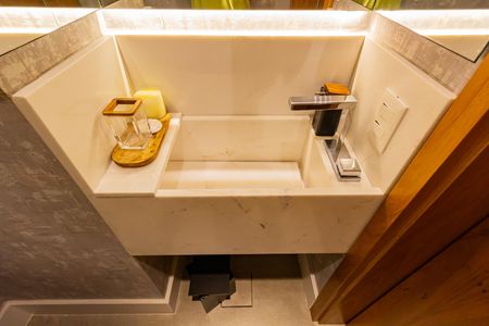 Apartamento à venda com 83m², 2 quartos e 2 vagasLavabo