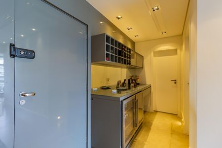 Apartamento à venda com 83m², 2 quartos e 2 vagasDetalhe Sala