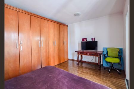 Casa à venda com 142m², 3 quartos e 2 vagas Casa à venda com 142m², 3 quartos e 2 vagasSuíte