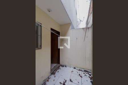 Casa para alugar com 60m², 2 quartos e 1 vagaÁrea externa