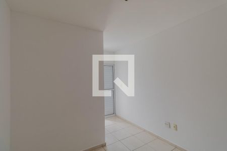 Casa para alugar com 60m², 2 quartos e 1 vagaQuarto