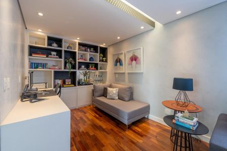 Casa de condomínio à venda com 205m², 3 quartos e 3 vagas Casa de condomínio à venda com 205m², 3 quartos e 3 vagasQuarto