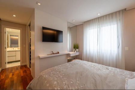 Casa de condomínio à venda com 205m², 3 quartos e 3 vagas Casa de condomínio à venda com 205m², 3 quartos e 3 vagasQuarto