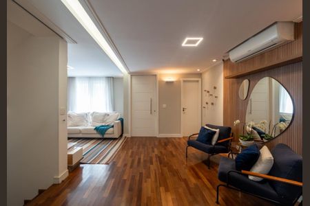 Casa de condomínio à venda com 205m², 3 quartos e 3 vagas Casa de condomínio à venda com 205m², 3 quartos e 3 vagasSala