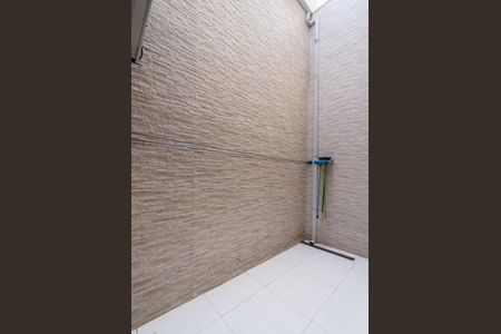 Casa de condomínio à venda com 205m², 3 quartos e 3 vagas Casa de condomínio à venda com 205m², 3 quartos e 3 vagasÁrea externa