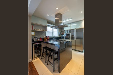 Casa de condomínio à venda com 205m², 3 quartos e 3 vagas Casa de condomínio à venda com 205m², 3 quartos e 3 vagasCozinha