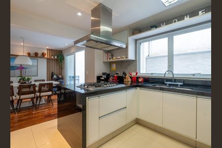 Casa de condomínio à venda com 205m², 3 quartos e 3 vagas Casa de condomínio à venda com 205m², 3 quartos e 3 vagasCozinha