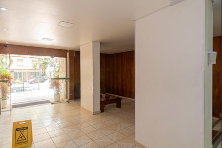 Apartamento à venda com 46m², 1 quarto e sem vaga Apartamento à venda com 46m², 1 quarto e sem vagaÁrea comum - Hall Social