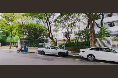 Apartamento à venda com 46m², 1 quarto e sem vaga Apartamento à venda com 46m², 1 quarto e sem vagaFachada