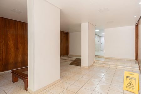 Apartamento à venda com 46m², 1 quarto e sem vaga Apartamento à venda com 46m², 1 quarto e sem vagaÁrea comum - Hall Social