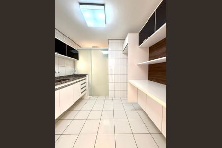 Apartamento para alugar com 3 quartos, 82m² em Vila Brandina, Campinas