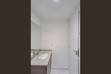 Apartamento para alugar com 32m², 1 quarto e sem vaga Apartamento para alugar com 32m², 1 quarto e sem vagaBanheiro da Suíte
