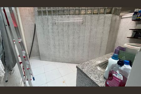 Apartamento à venda com 77m², 2 quartos e 1 vaga Apartamento à venda com 77m², 2 quartos e 1 vagaÁrea de Serviço