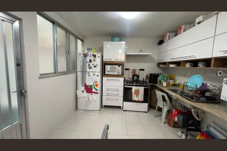 Apartamento à venda com 77m², 2 quartos e 1 vaga Apartamento à venda com 77m², 2 quartos e 1 vagaCozinha