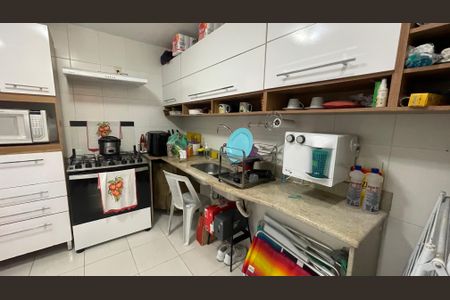 Apartamento à venda com 77m², 2 quartos e 1 vaga Apartamento à venda com 77m², 2 quartos e 1 vagaCozinha
