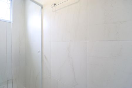 Banheiro de kitnet/studio para alugar com 1 quarto, 30m² em Barra Funda, São Paulo