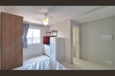Sala/Quarto/Cozinha de kitnet/studio para alugar com 1 quarto, 30m² em Barra Funda, São Paulo