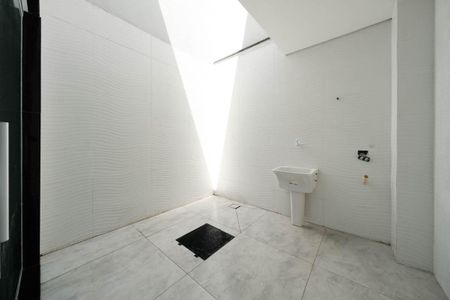 Casa à venda com 93m², 2 quartos e 1 vagaCozinha e Área de Serviço