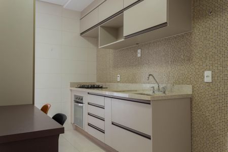 Apartamento à venda com 116m², 3 quartos e 2 vagas Apartamento à venda com 116m², 3 quartos e 2 vagasCozinha