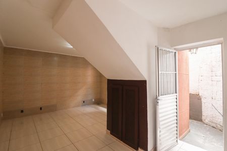 Sala de casa para alugar com 2 quartos, 80m² em Vila Baruel, São Paulo