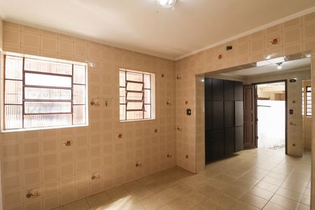 Casa para alugar com 80m², 2 quartos e sem vaga Casa para alugar com 80m², 2 quartos e sem vagaCozinha