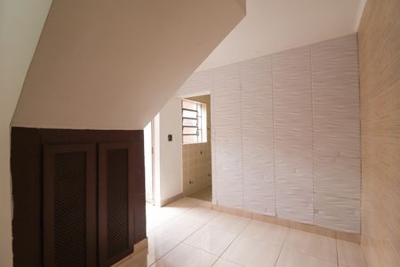 Casa para alugar com 80m², 2 quartos e sem vaga Casa para alugar com 80m², 2 quartos e sem vagaSala