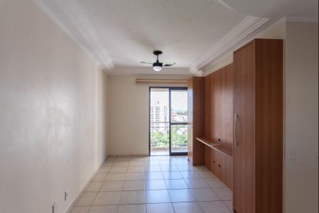 Sala de apartamento para alugar com 2 quartos, 72m² em Vila Marieta, Campinas