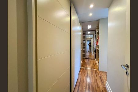 Apartamento à venda com 195m², 3 quartos e 3 vagasFoto 32