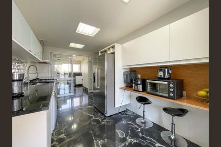 Apartamento à venda com 195m², 3 quartos e 3 vagasFoto 38