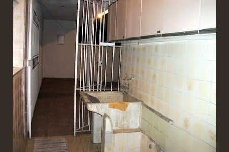 Casa à venda com 300m², 3 quartos e 2 vagas