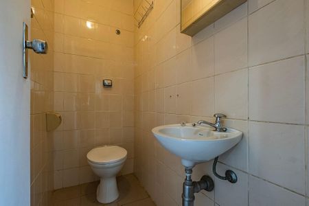 Apartamento para alugar com 130m², 4 quartos e 2 vagasBanheiro de Serviço