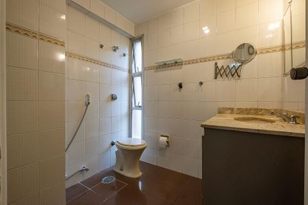 Apartamento para alugar com 130m², 4 quartos e 2 vagasBanheiro Social