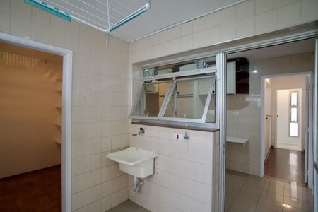 Apartamento para alugar com 130m², 4 quartos e 2 vagas Apartamento para alugar com 130m², 4 quartos e 2 vagasÁrea de Serviço