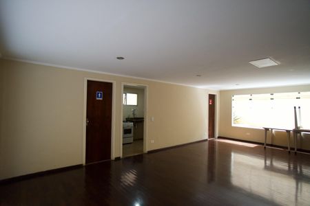 Apartamento para alugar com 130m², 4 quartos e 2 vagas Apartamento para alugar com 130m², 4 quartos e 2 vagasÁrea comum - Salão de festas