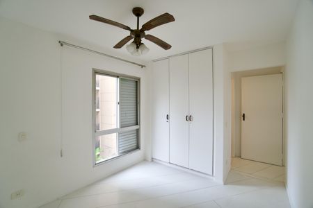 Apartamento para alugar com 130m², 4 quartos e 2 vagas