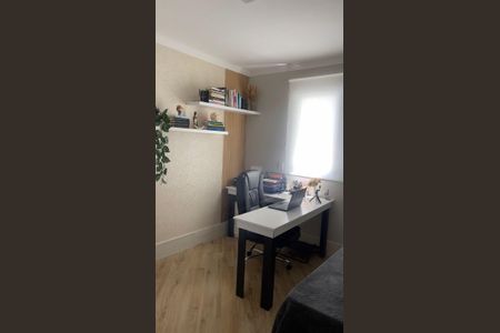 Quarto de apartamento à venda com 3 quartos, 112m² em Jardim Maria Rosa, Taboão da Serra