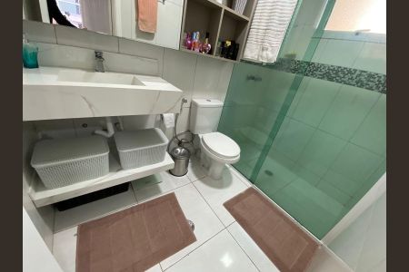 Banheiro de apartamento à venda com 3 quartos, 112m² em Jardim Maria Rosa, Taboão da Serra