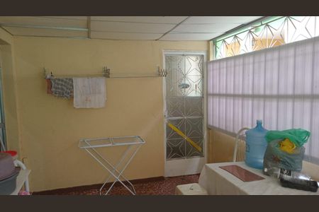 Casa para alugar com 50m², 3 quartos e sem vagaÁrea de serviço