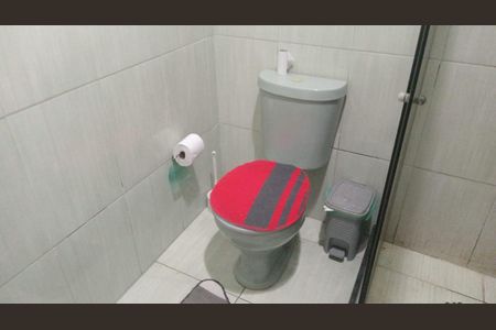 Casa para alugar com 50m², 3 quartos e sem vagaBanheiro