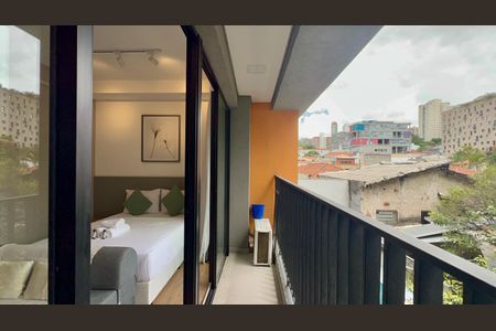 Studio para alugar com 27m², 1 quarto e sem vagaVaranda