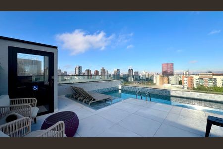 Studio para alugar com 27m², 1 quarto e sem vagaPiscina