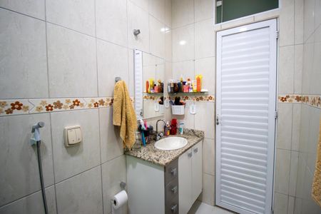 Casa à venda com 140m², 2 quartos e 1 vaga Casa à venda com 140m², 2 quartos e 1 vagaBanheiro 1