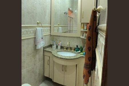 Casa para alugar com 223m², 3 quartos e 4 vagas Casa para alugar com 223m², 3 quartos e 4 vagasBanheiro