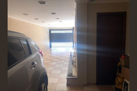 Casa para alugar com 223m², 3 quartos e 4 vagas Casa para alugar com 223m², 3 quartos e 4 vagasGaragem