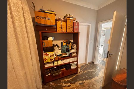 Casa de condomínio para alugar com 600m², 4 quartos e 5 vagas Casa de condomínio para alugar com 600m², 4 quartos e 5 vagasQuarto 2
