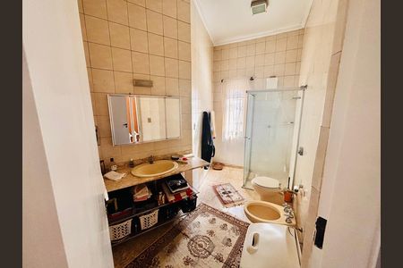 Casa de condomínio para alugar com 600m², 4 quartos e 5 vagas Casa de condomínio para alugar com 600m², 4 quartos e 5 vagasBanheiro