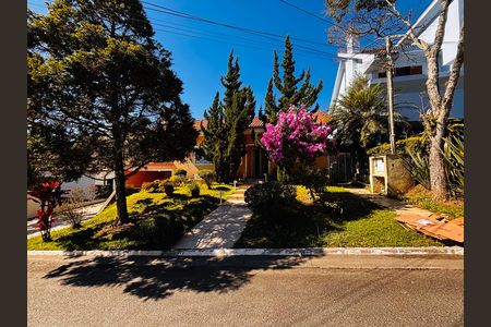 Casa de Condomínio para alugar com 4 quartos, 600m² em Aldeia da Serra, Barueri