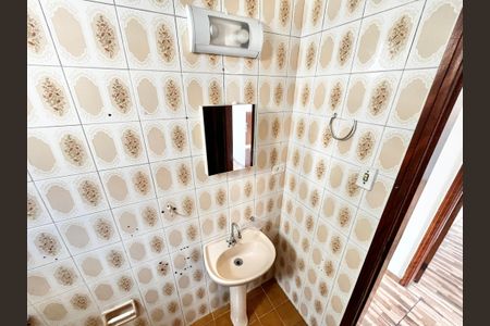 Apartamento à venda com 64m², 2 quartos e 1 vaga Apartamento à venda com 64m², 2 quartos e 1 vagaBanheiro