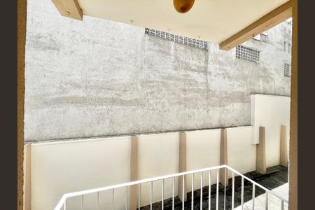 Apartamento à venda com 64m², 2 quartos e 1 vaga Apartamento à venda com 64m², 2 quartos e 1 vagaVaranda da Sala